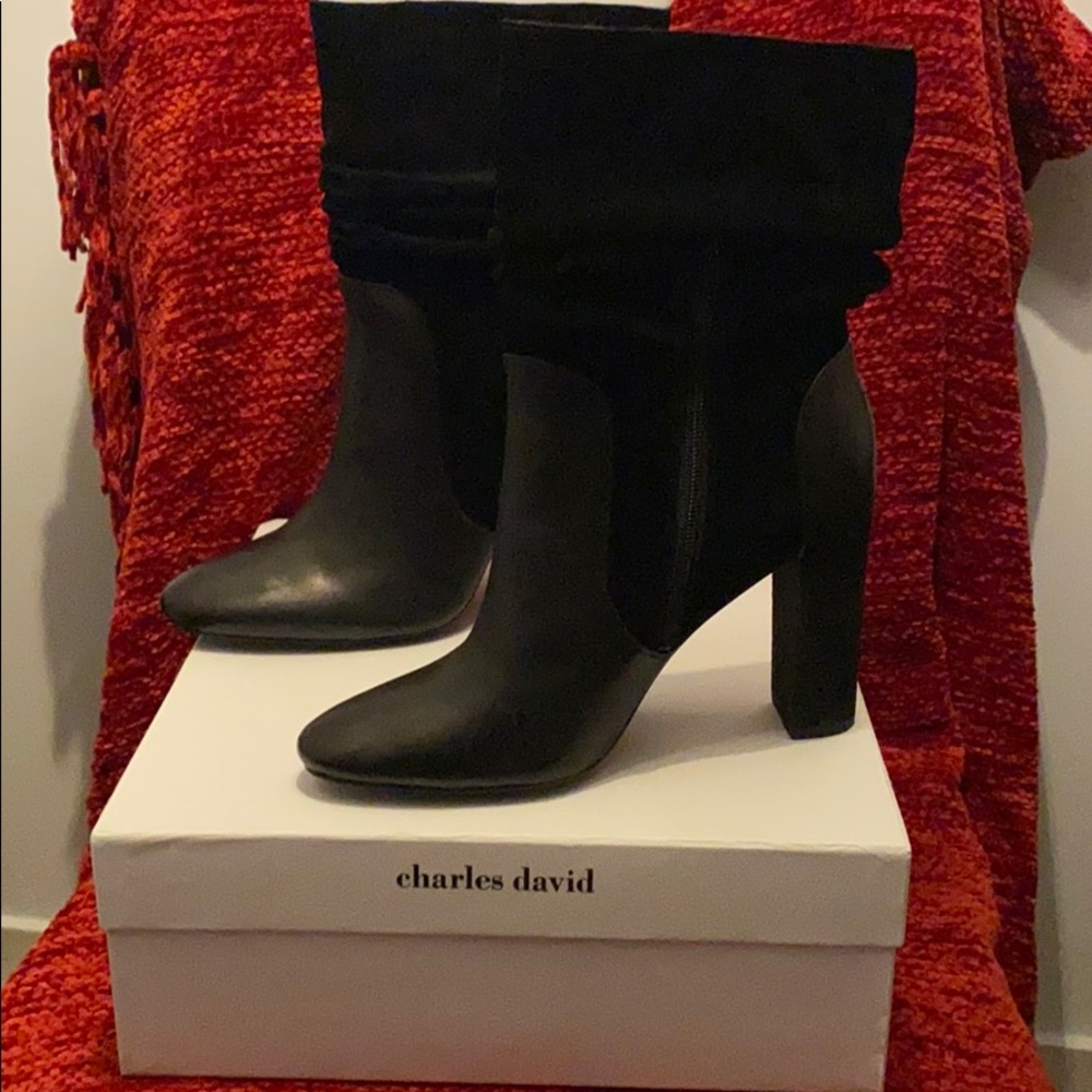 Brand New Black Boot (Never Worn)